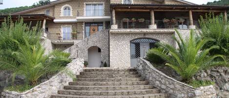 Façade de l’hébergement