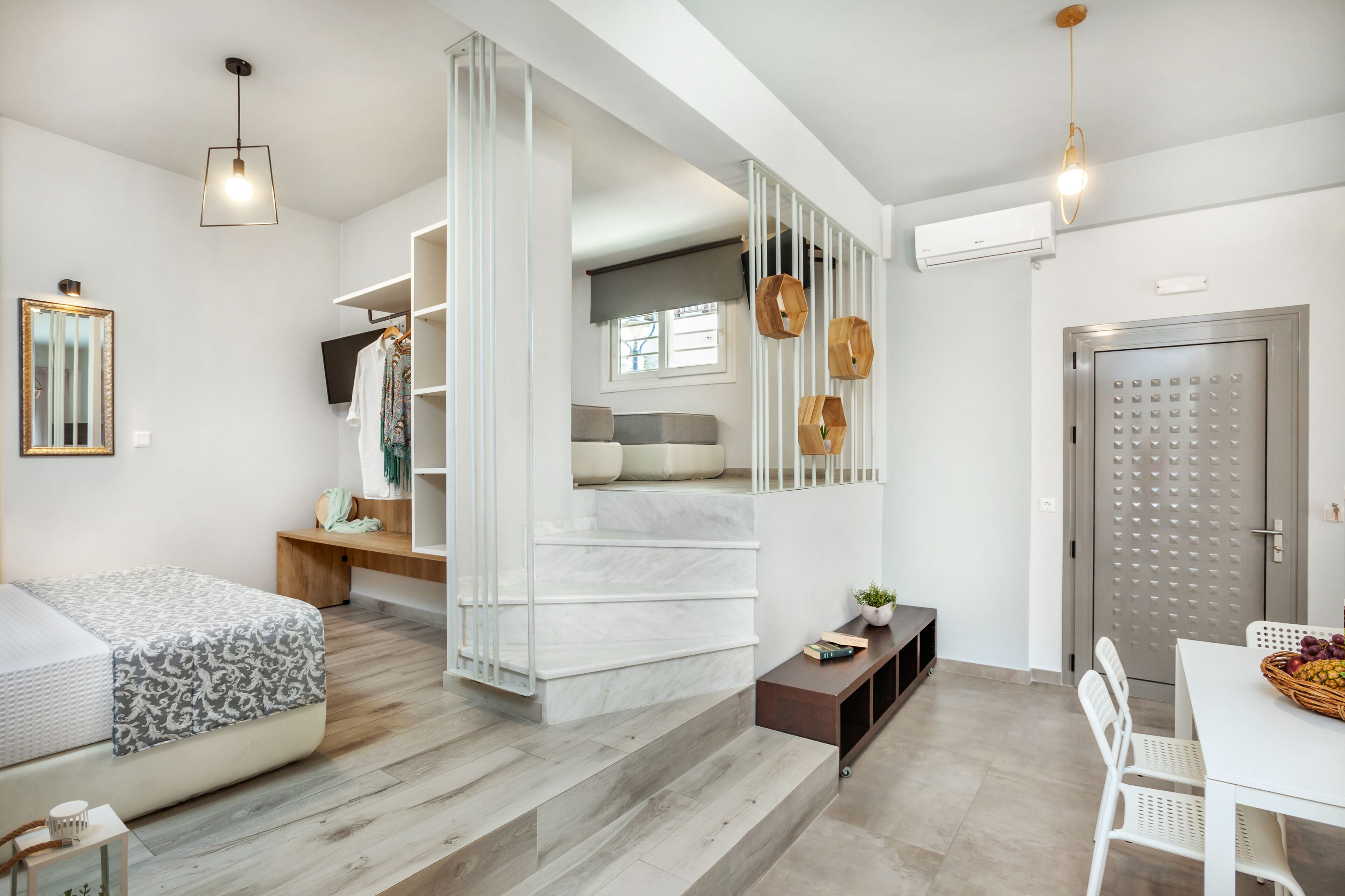 Deluxe Apartment | Free WiFi