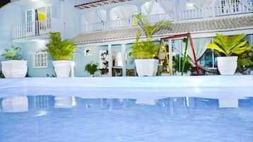 Piscina externa