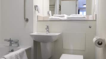 Shower, free toiletries, towels
