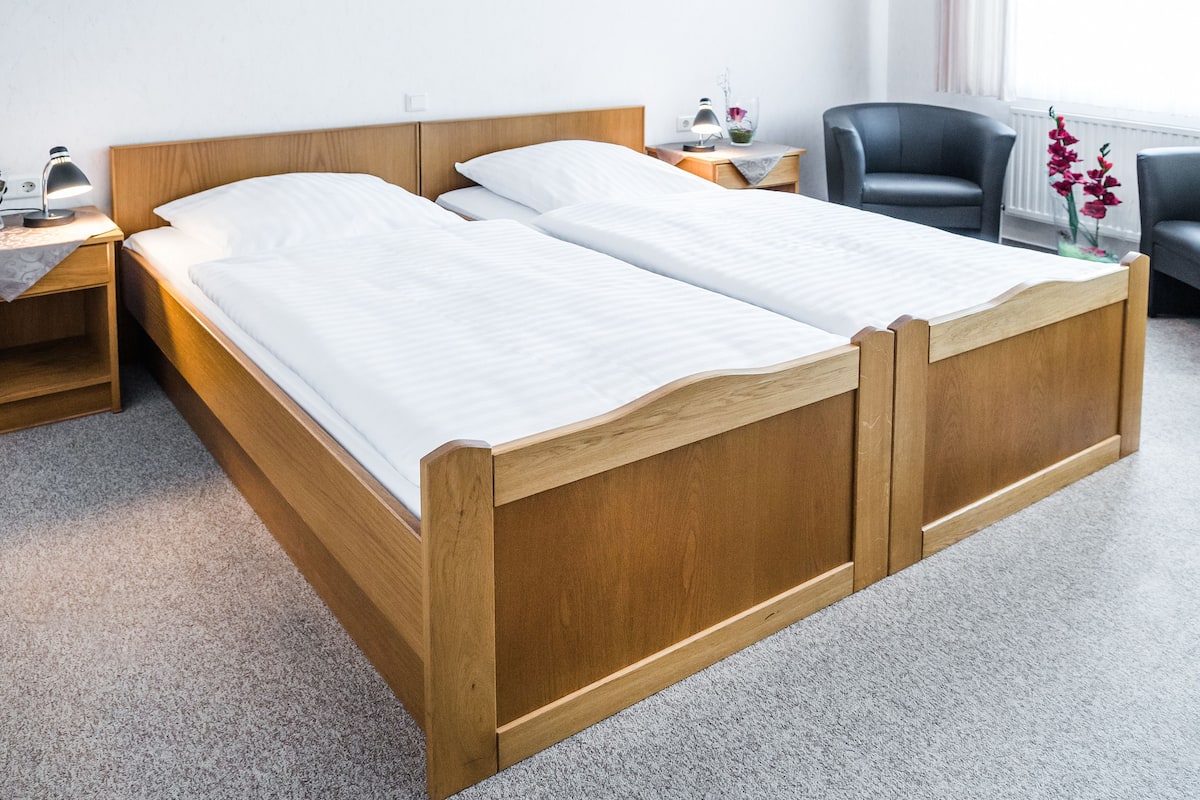 in-room safe, desk, cots/infant beds, rollaway beds
