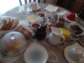 Breakfast area - B&B Kèbele (Roana)