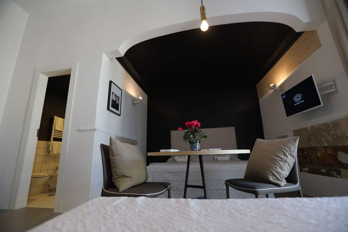 Deluxe Suite, Ensuite, Tower