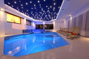 Indoor spa tub - Olympic Royal (Giustino)