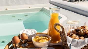 Superior Villa, Hot Tub (Split Level - 3 pax) | Terraza o patio