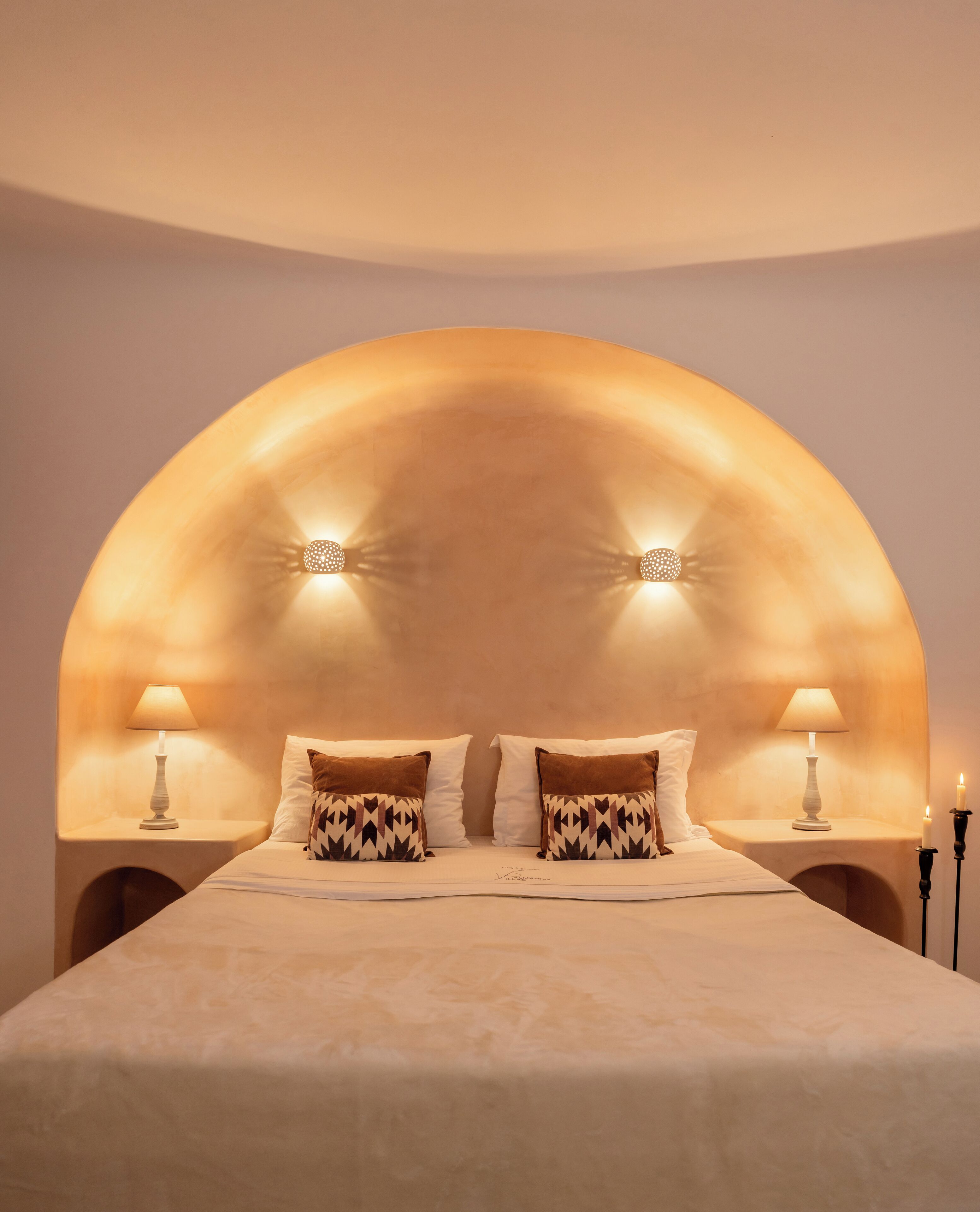 Premium villa with hot tub on the roof-split level