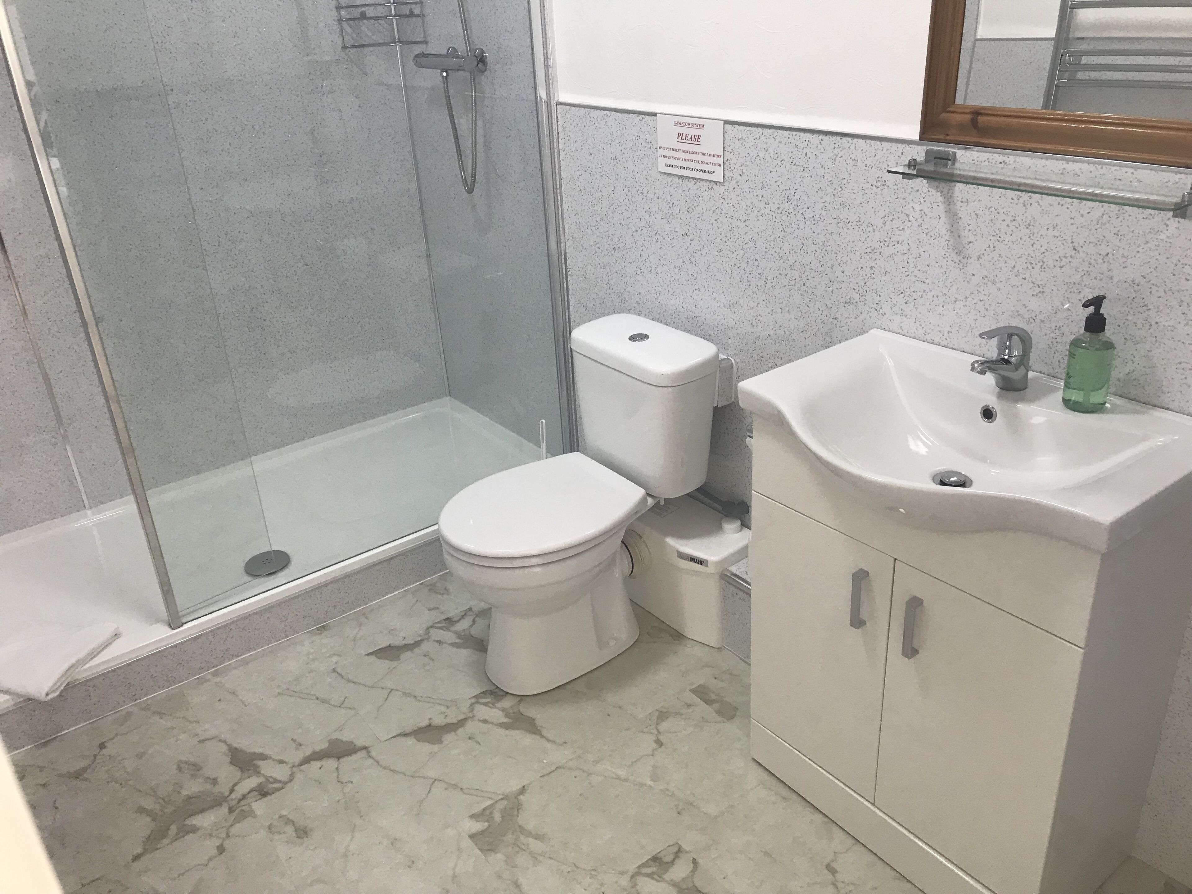 premium double room, ensuite | bathroom