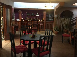 Breakfast, lunch and dinner served  - Ariandro Guest House (Antananarivo)