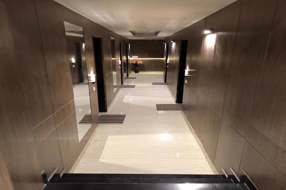Solitaire Hotel