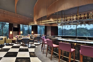Bar (on property) - Courtyard by Marriott Madurai (Madurai)