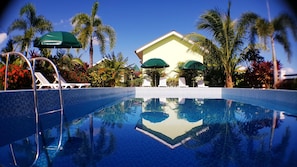 Piscine extérieure