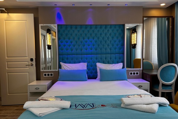 Superior Double Room | Premium bedding, in-room safe, blackout drapes, soundproofing