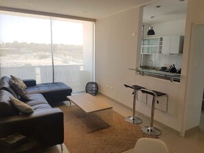 Deluxe-Apartment, 2 Schlafzimmer, eigenes Bad | Wohnzimmer
