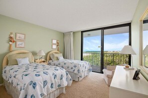2 bedrooms, iron/ironing board, free WiFi, bed sheets - Beachfront 2BR/2BA Marco Island condo with pool, WiFi, and full kitchen. (Marco Island)