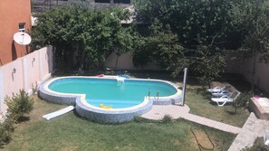 Piscina externa sazonal