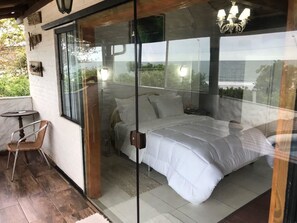 Quarto, vista para o mar | Wi-Fi de cortesia, roupa de cama