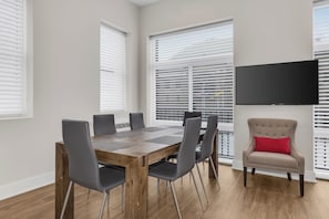 1 habitación, ropa de cama de alta calidad y decoración personalizada
