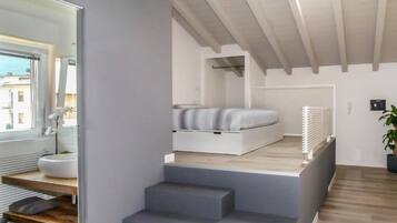 2 bedrooms, soundproofing, iron/ironing board, travel cot