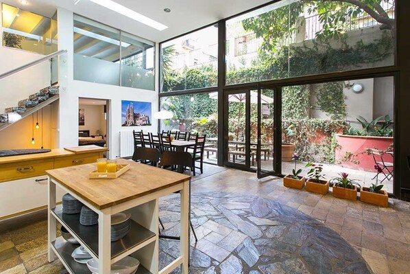 Loft, 4 Bedrooms | View from room - 4 Rooms Barcelona (Barcelona)