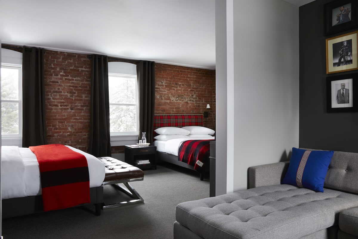 Family Room, Non Smoking | 1 bedroom, premium bedding, in-room safe, individually decorated