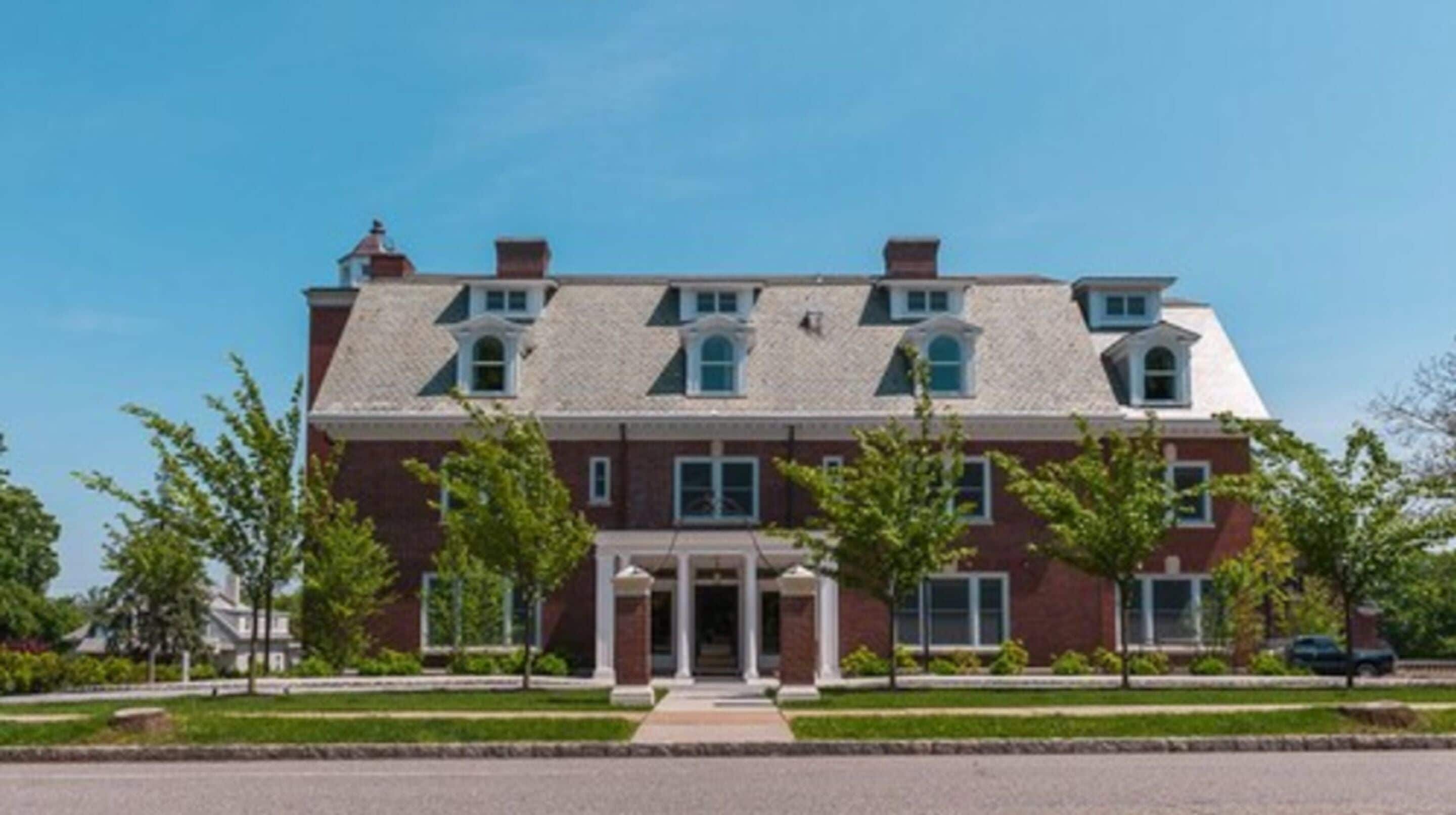 Framhlið gististaðar