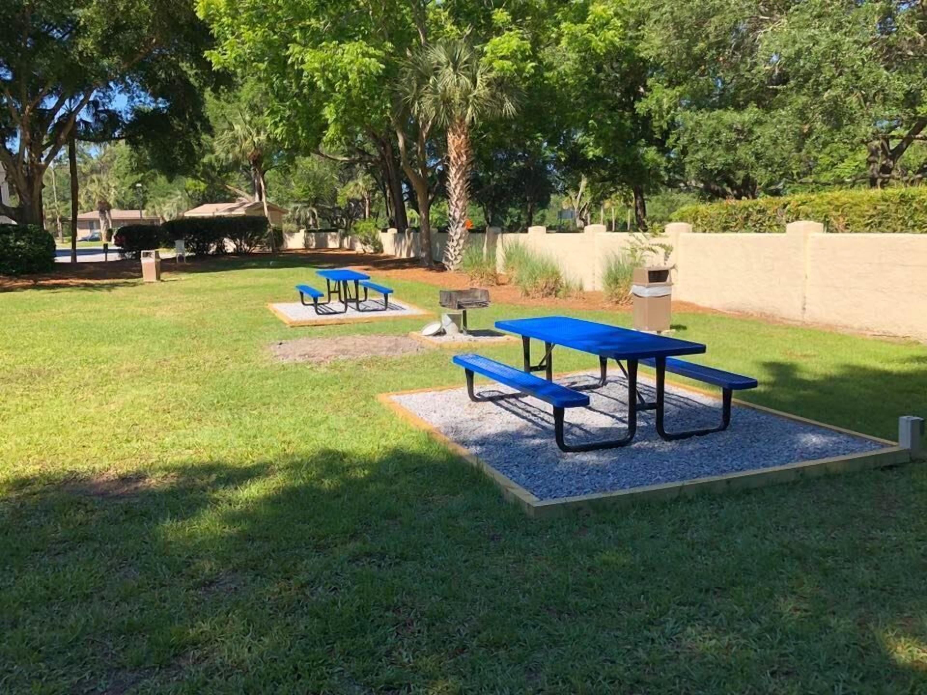 bbq/picnic area