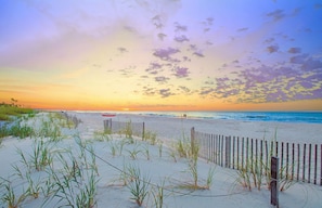 On the beach, free beach shuttle, beach bar - Hilton Head Resort (Hilton Head Island)