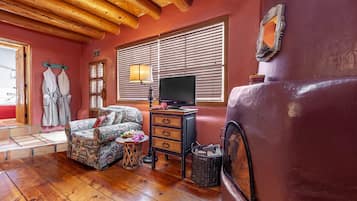 Panoramic Suite, 1 King Bed, Balcony, Mountain View | 2 bedrooms, premium bedding, down duvets, individually decorated