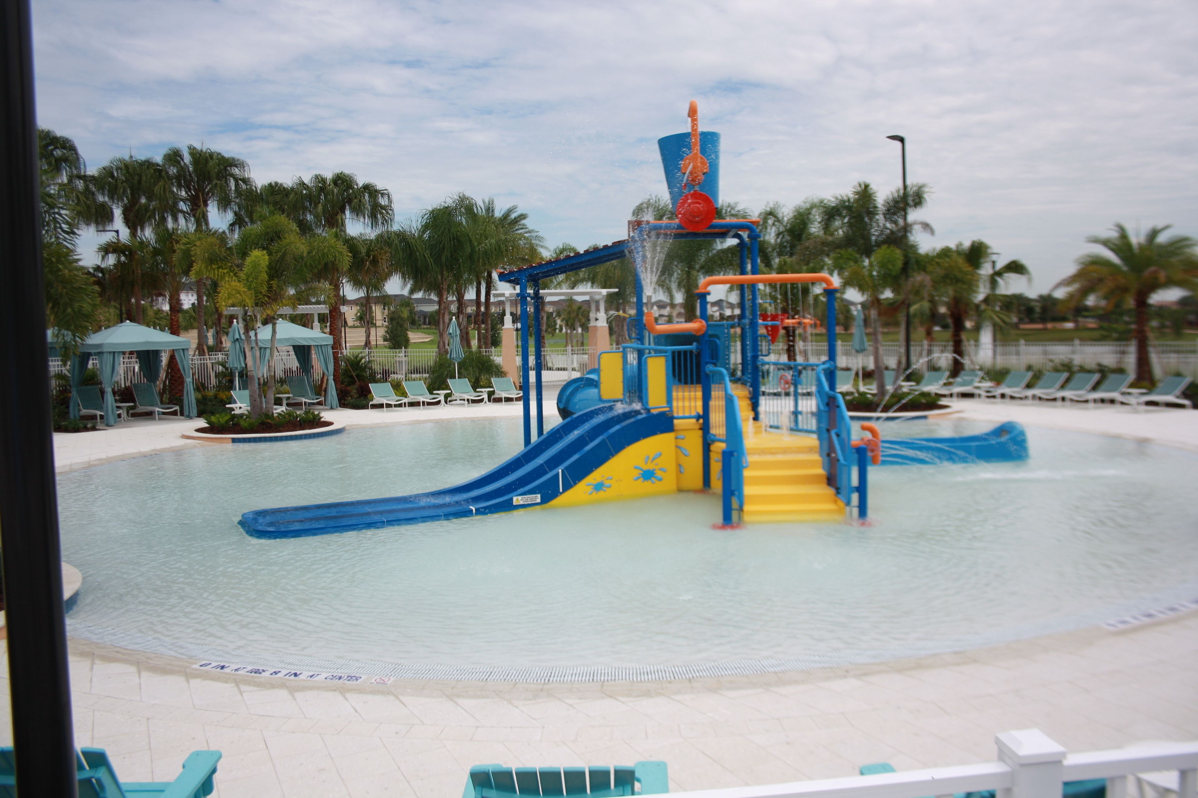 Outdoor pool, open 10 AM to 8 PM, pool umbrellas, sun loungers