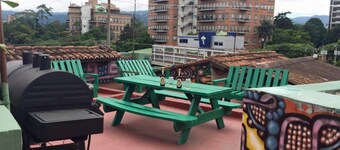 Quetzalroo Boutique Hostel