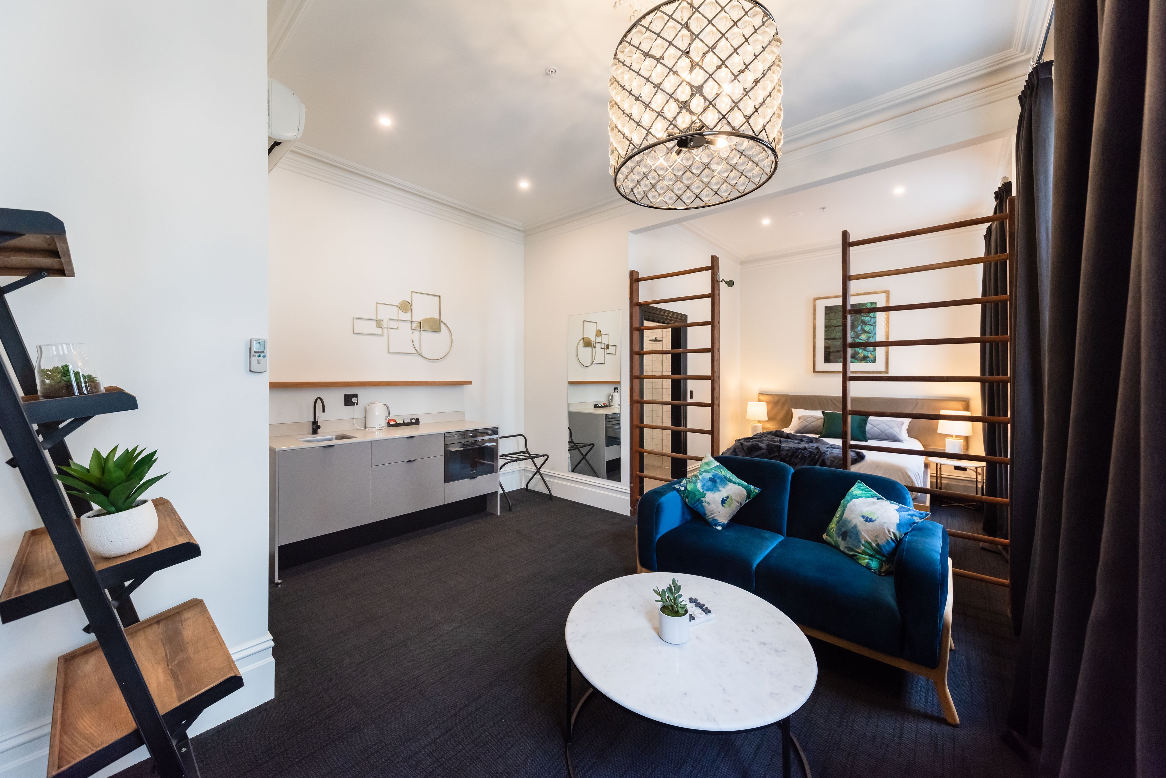 deluxe studio | living area | smart tv, netflix