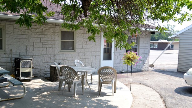 Unclassified image, 1 of 81, button - Innkeeper Motel (Aberdeen)