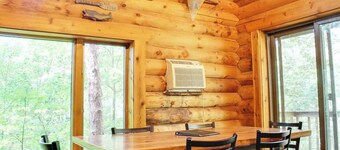 Peaceful Pines Overlooks Mirror Lake