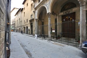 Exterior - L'Antico Giglio - Sweet Dreams in Florence (Firenze)