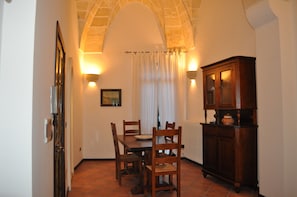 Dineren