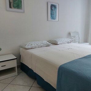 2 bedrooms, iron/ironing board, free WiFi, bed sheets -  Beautiful apartment near the sea with garden and terrace with views. (Santa Cesarea Terme)