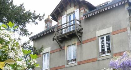 Appartement de charme dans Maison de caractĂšre