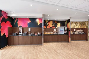 Desayuno continental incluido todos los días 