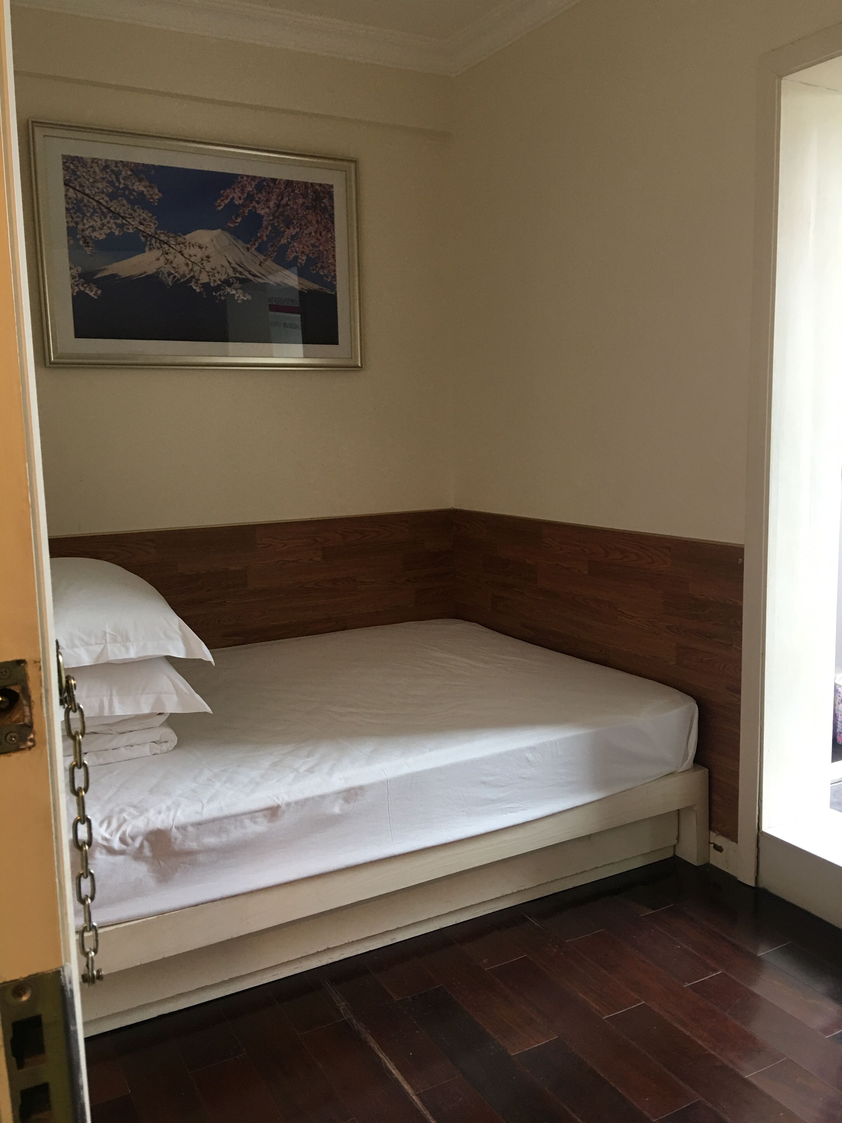 Double Room | Blackout drapes