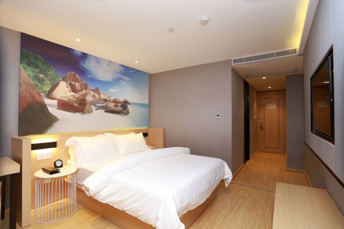 Chambre Affaires double | Coffre-fort, bureau, rideaux d’obscurcissement, système d’insonorisation