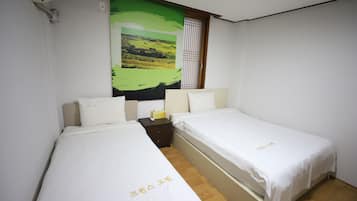 雙床房 | 書桌、熨斗/熨衣板、免費無線上網、床單
