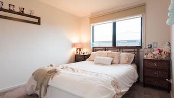Euphoria House | 4 bedrooms, Egyptian cotton sheets, down duvets, in-room safe