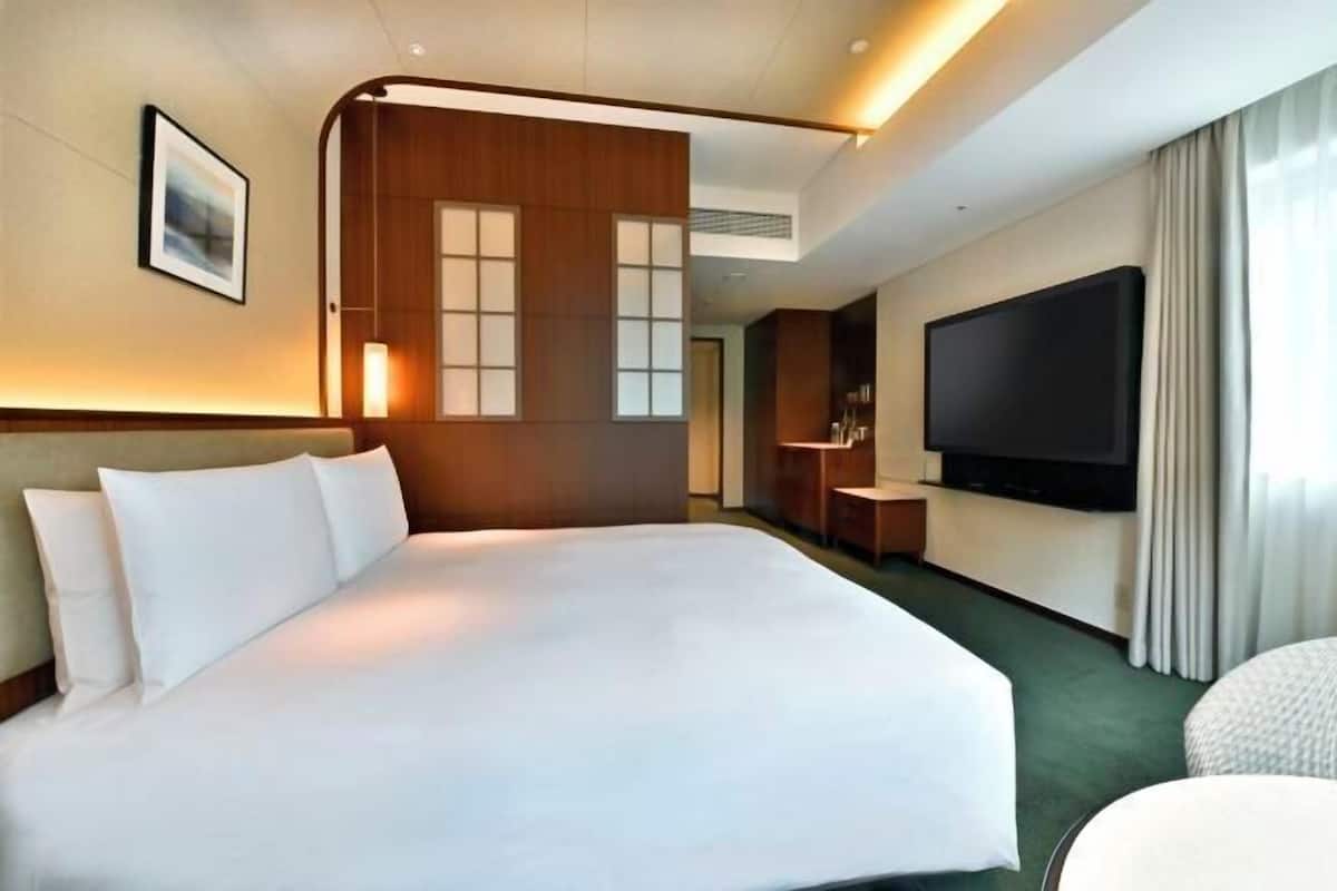 1 bedroom, in-room safe, laptop workspace, free WiFi