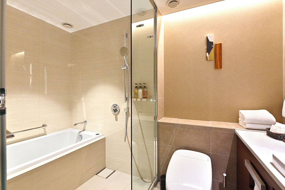 Marunouchi Hotel by null
