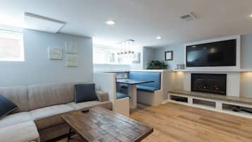 TV, fireplace, video game console, Netflix