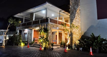 Hastina Hotel Lombok