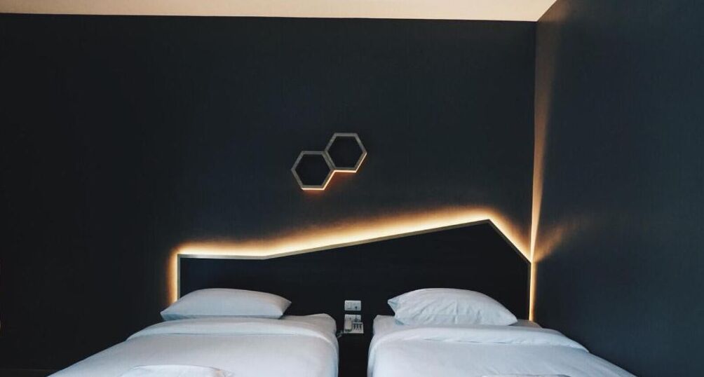 Bureau, rideaux occultants, chambres insonorisées, Wi-Fi gratuit