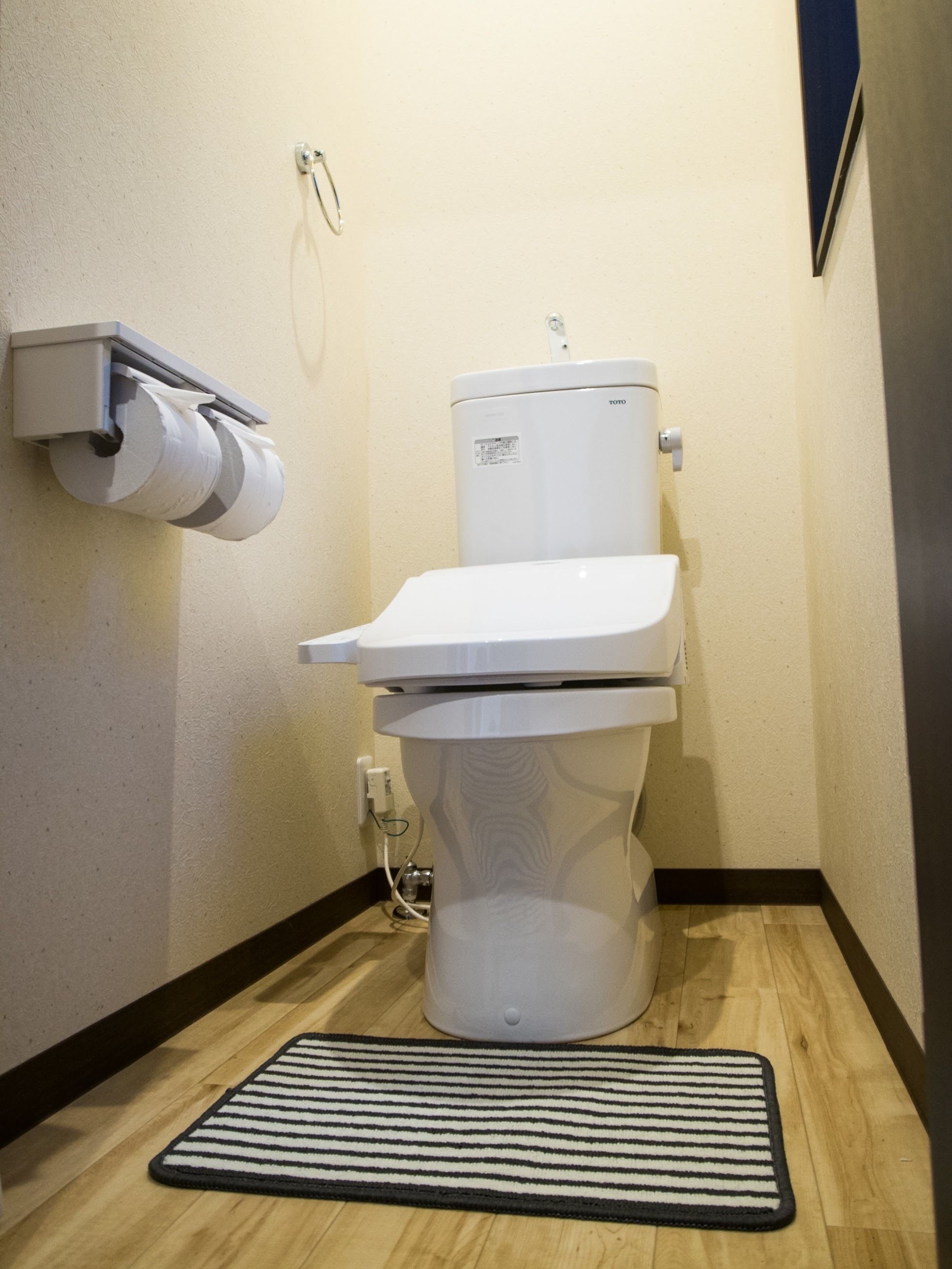 House, 2nd Floor | Bathroom