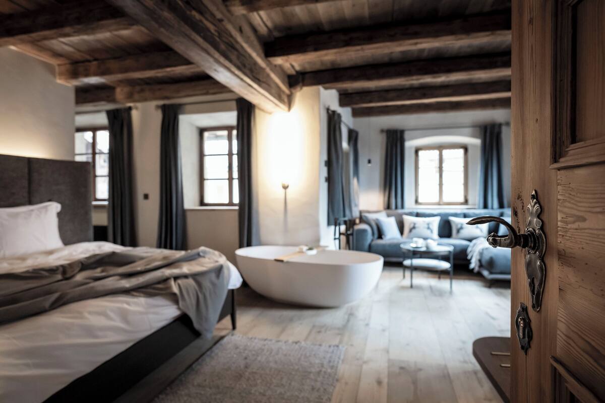 1 間臥室、義大利 Frette 床單、高級寢具、羽絨被