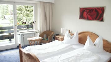 Superior-Doppelzimmer | Zimmersafe, laptopgeeigneter Arbeitsplatz, kostenloses WLAN, Bettwäsche